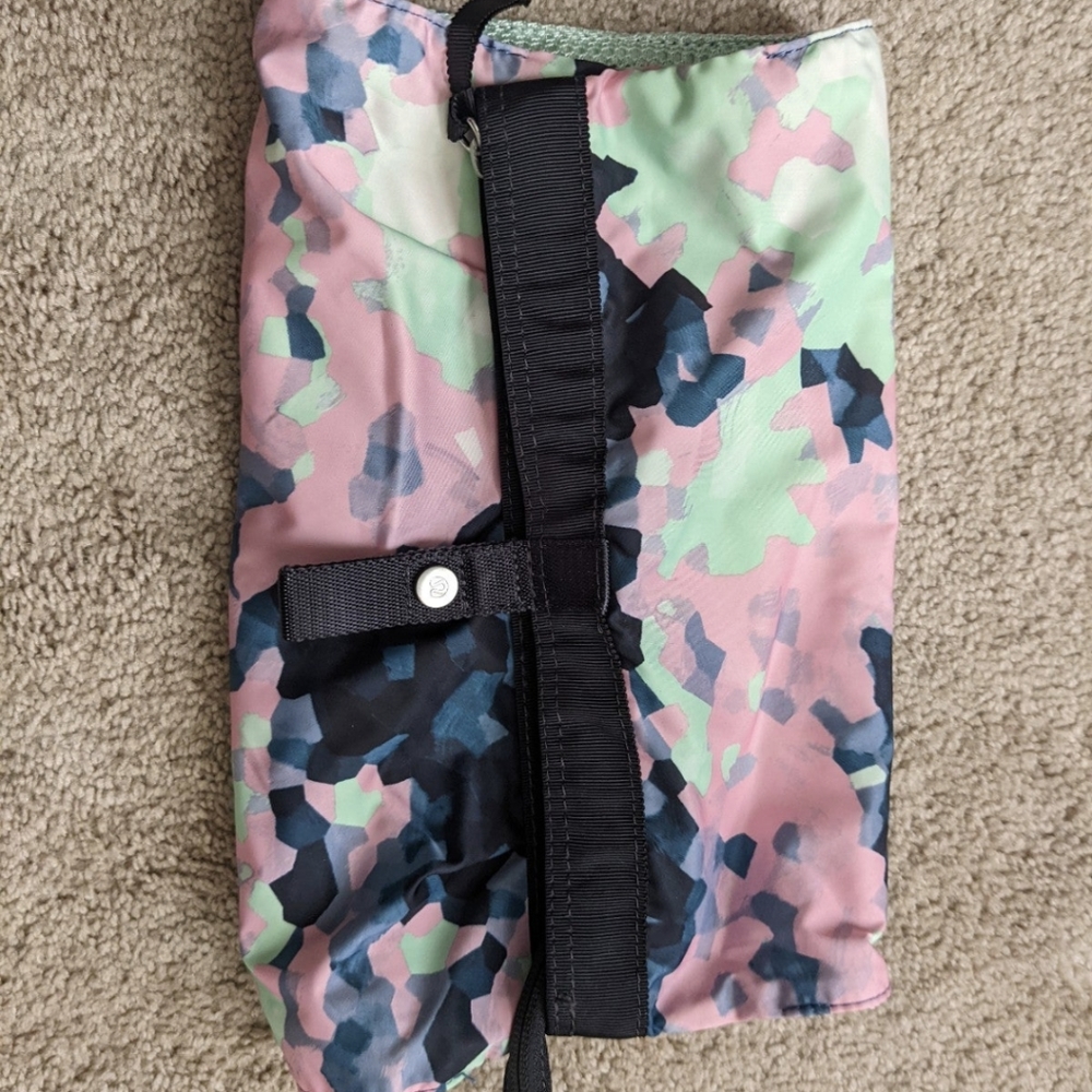 Lululemon Gym Dirty Clothes Bag
